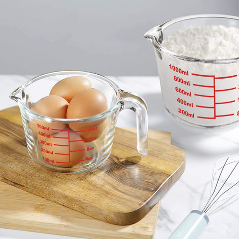 500ml glass measuring jug with clear measurement markings