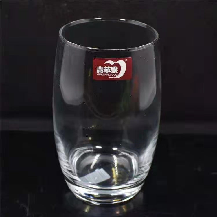 Modern wine glass for home dining