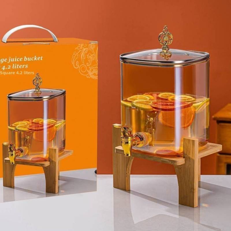 Square glass juice dispenser for home and parties
