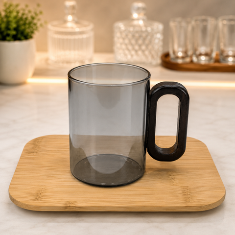 wooden handle
Elegant transparent tea mug for hot drinks