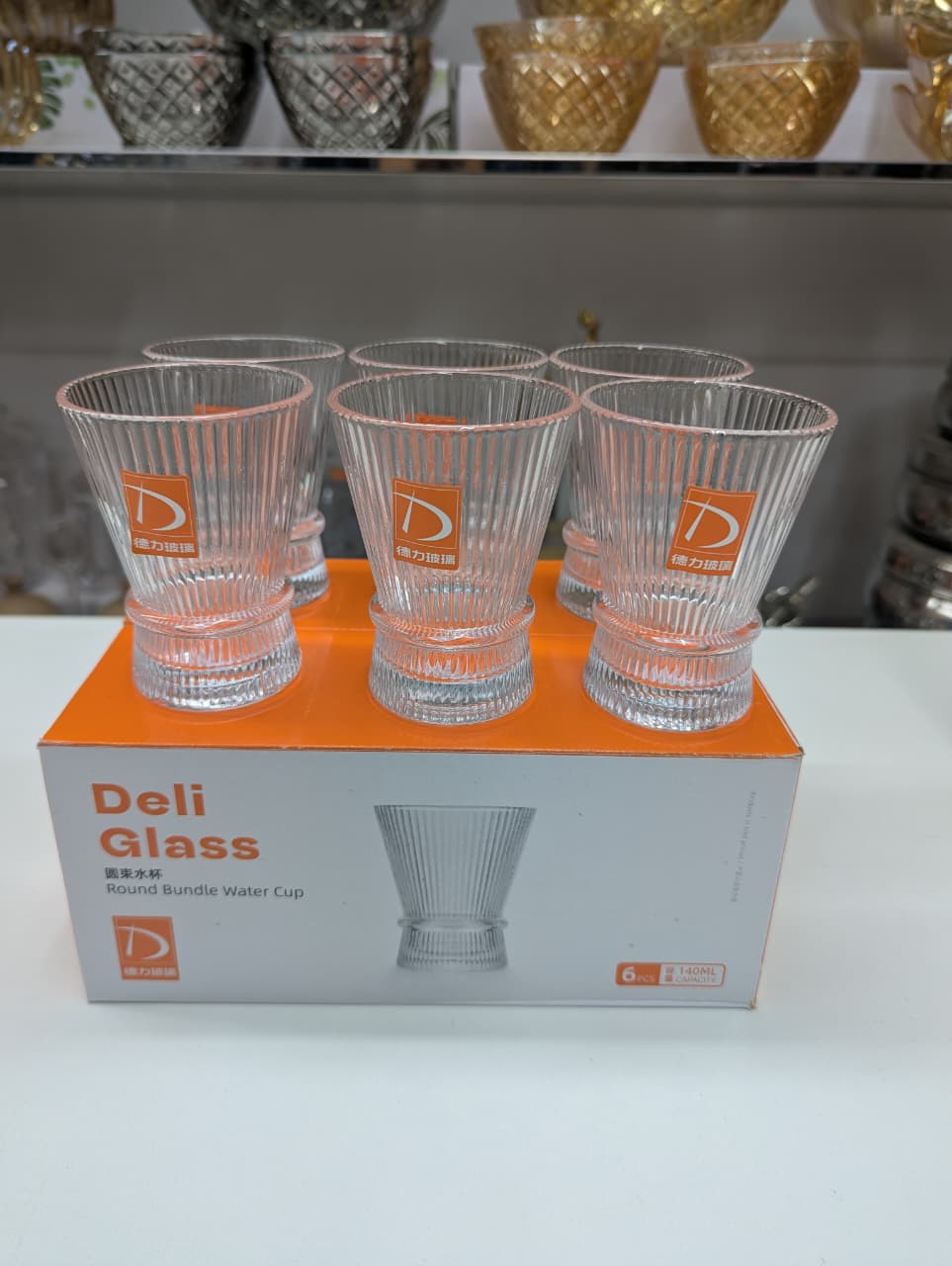 Customized Luxury Clear Wine Goblet Hand Blown Modern Design Glass Cup Crystal Material for Wedding Hotel Home Decor