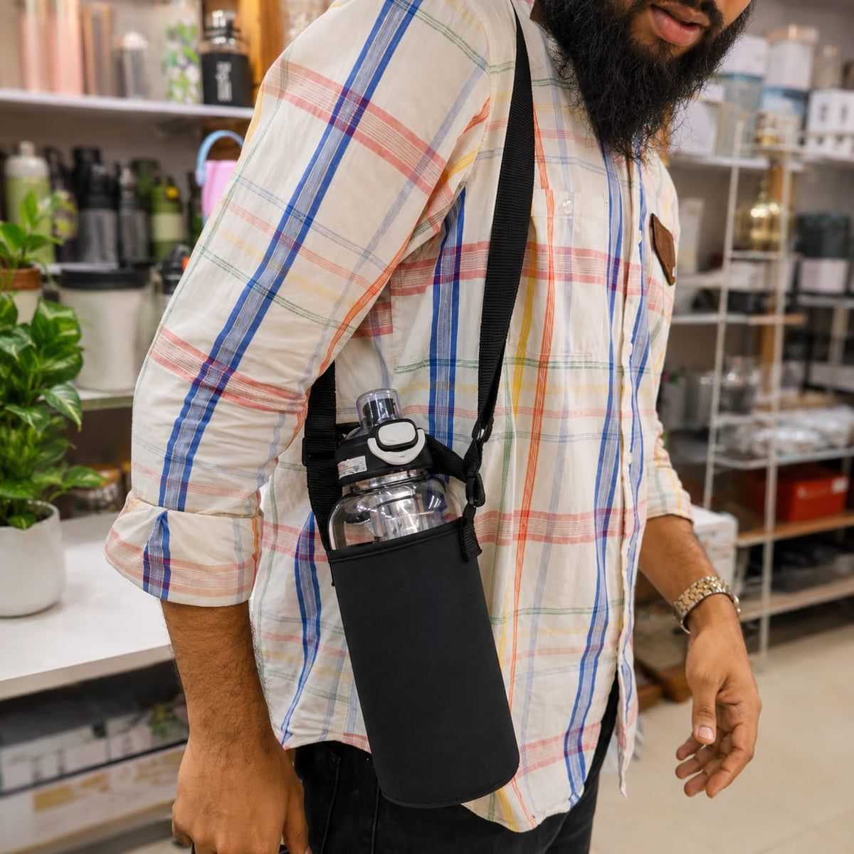 2 liter large capacity glass water bottle with protective cover, reusable drinking bottle ideal for gym, office, outdoor activities, travel and camping.