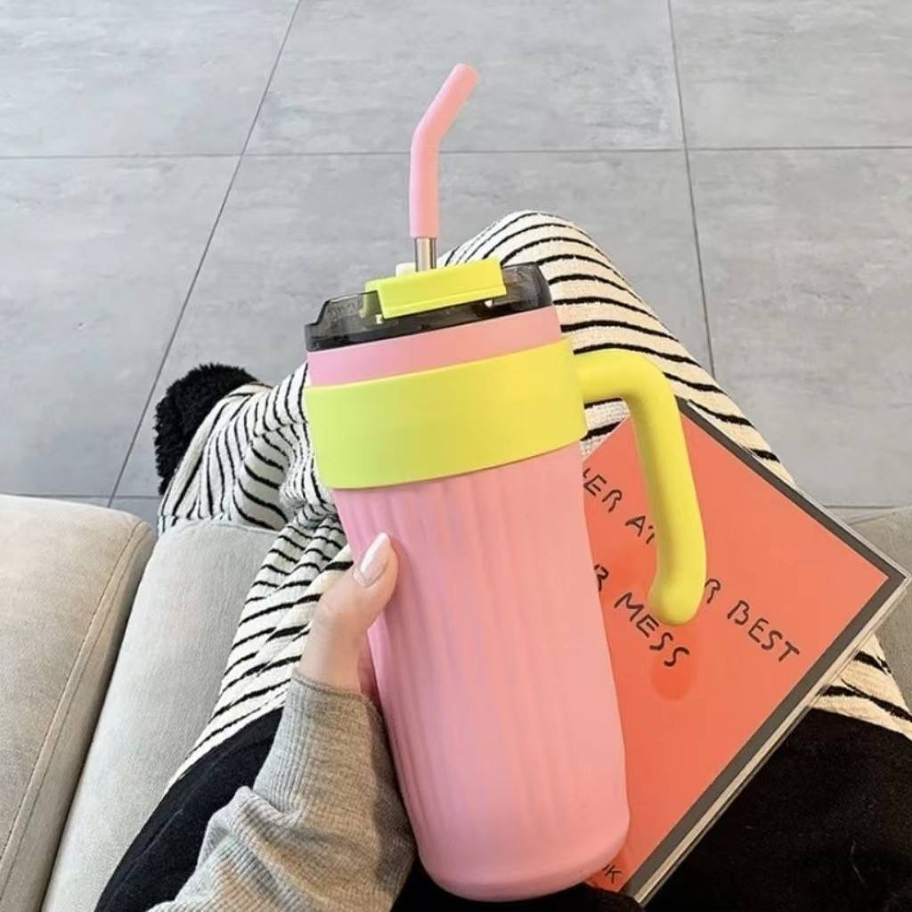 Large Capacity Tumbler With Straw 850ML Outdoor Mugs Tumbler With Handle Portable Coffee Mugs with Long Handle