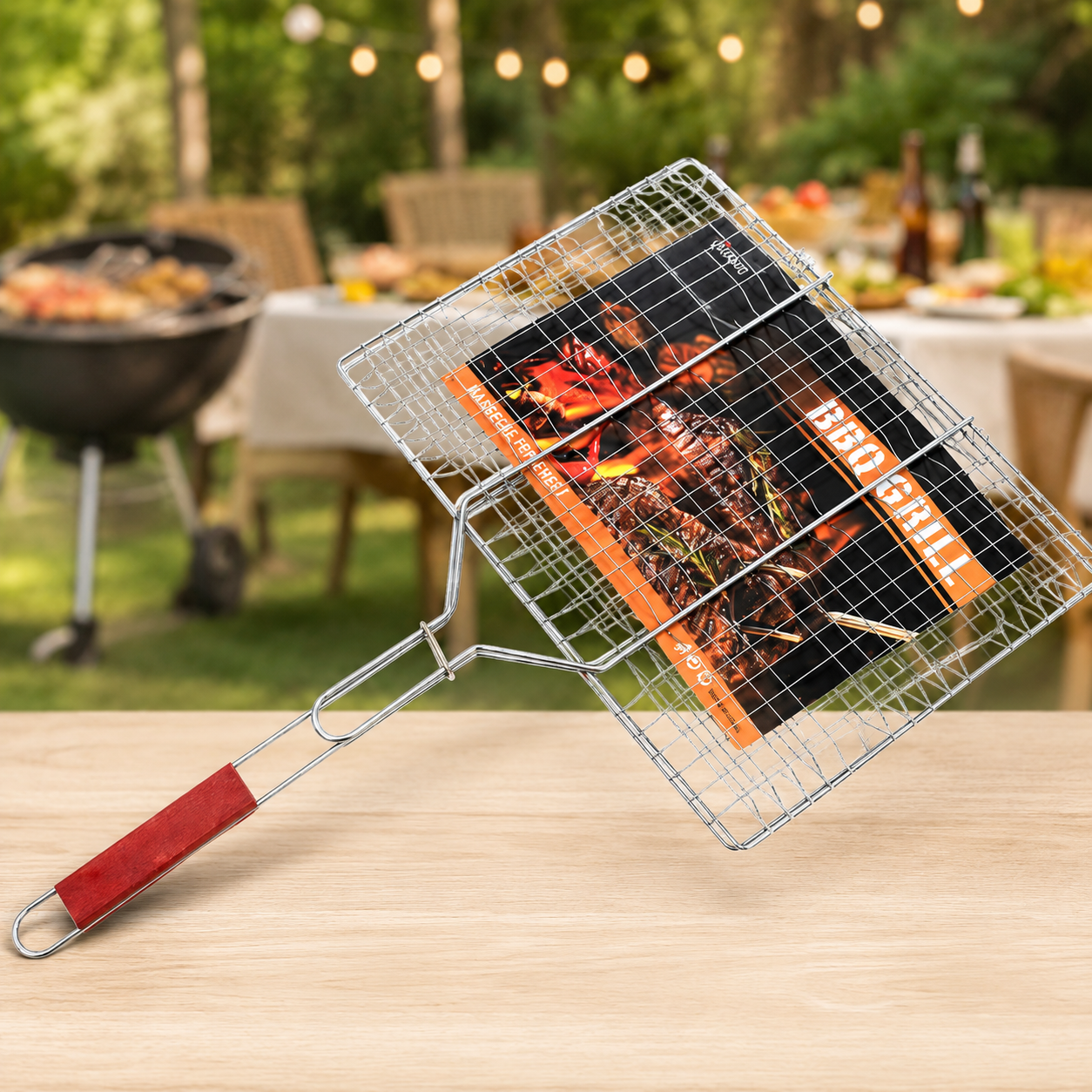Portable stainless steel wire mesh BBQ grill basket