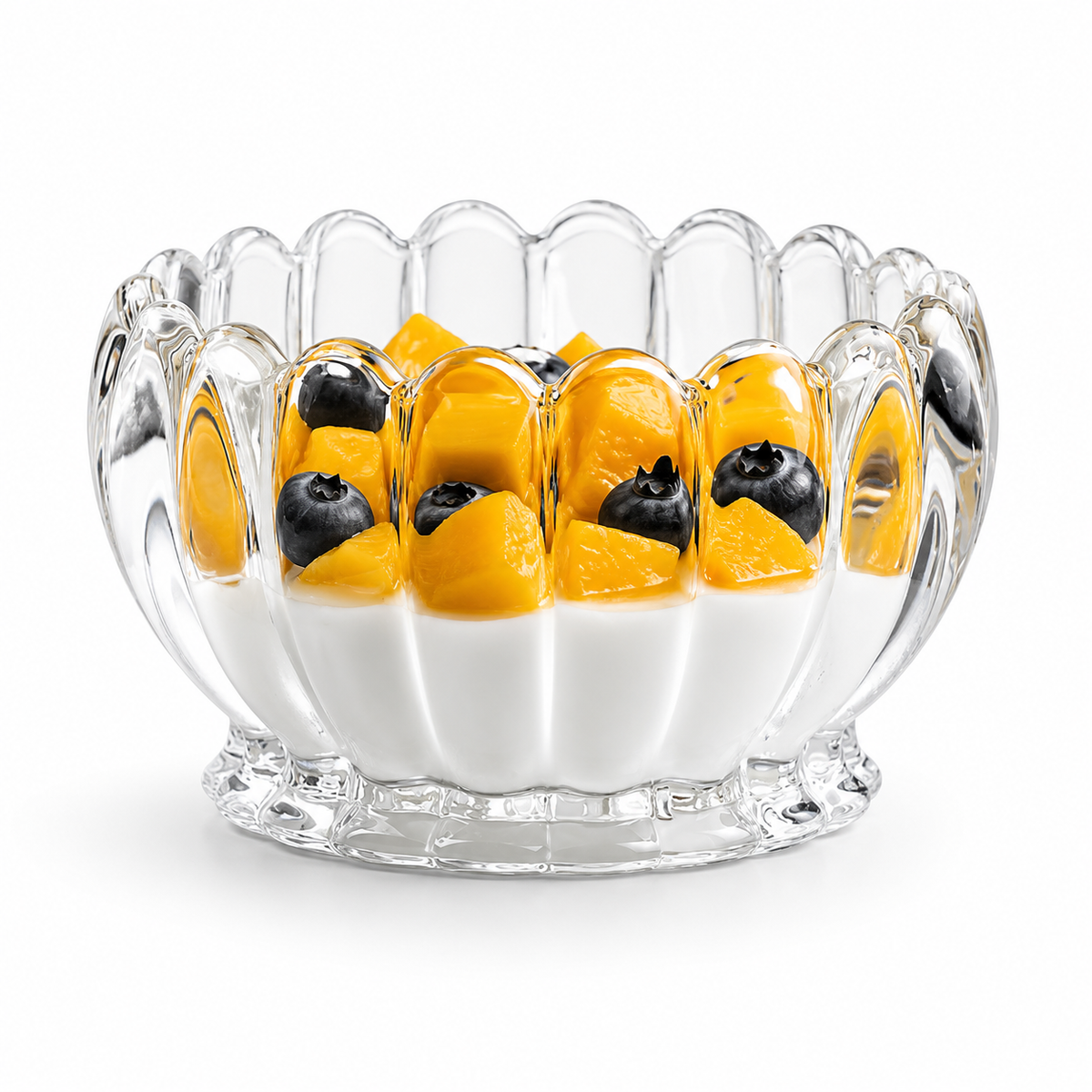 
Elegant glass dessert serving bowl