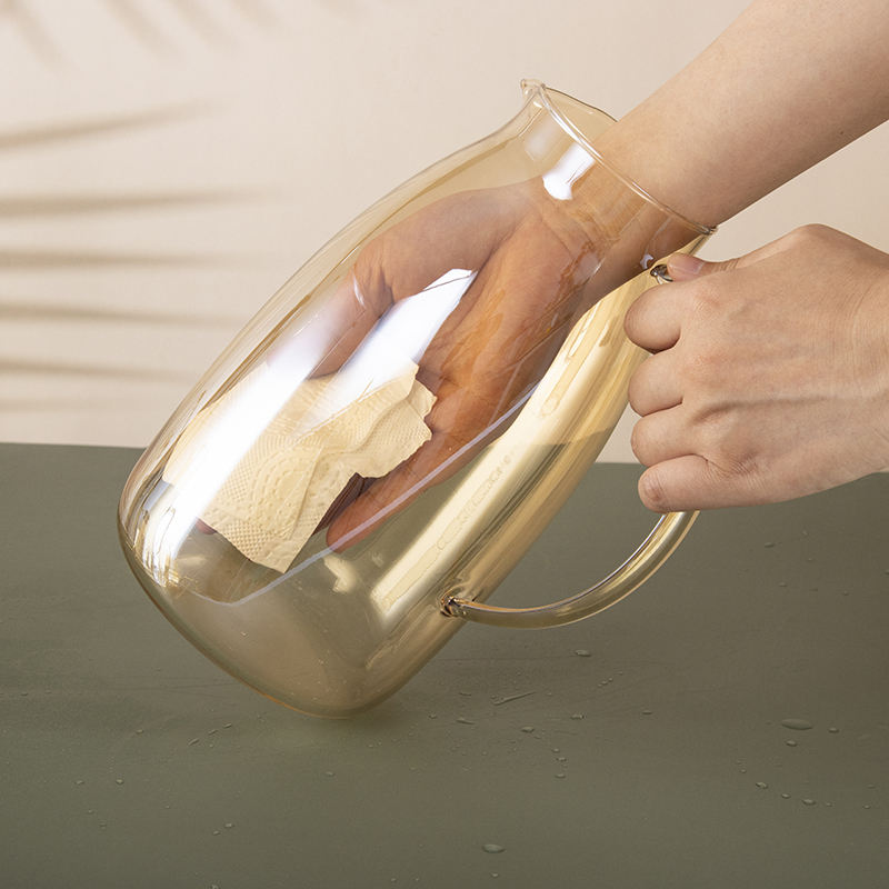 Modern Design High Borosilicate Material Cold Water Kettle with Lid for Hot or Cold Water Iced Tea Wine Coffee Milk Juice