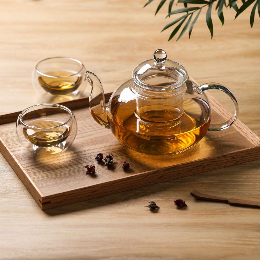 
Modern borosilicate glass teapot
