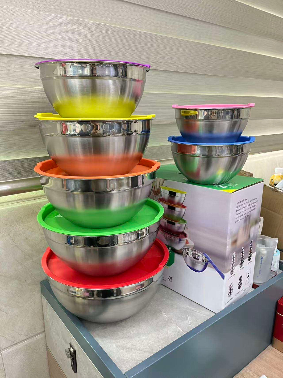 Stainless Steel Big Size Salad and Vegetable Mixing Bowl Set with Different Sizes