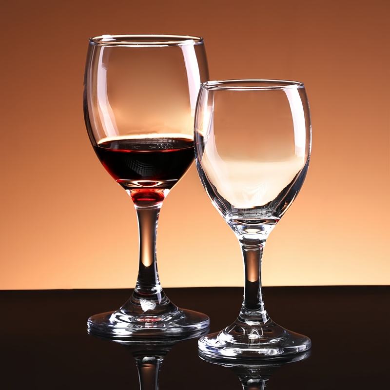 
Luxury clear glass goblet for wine and cocktails