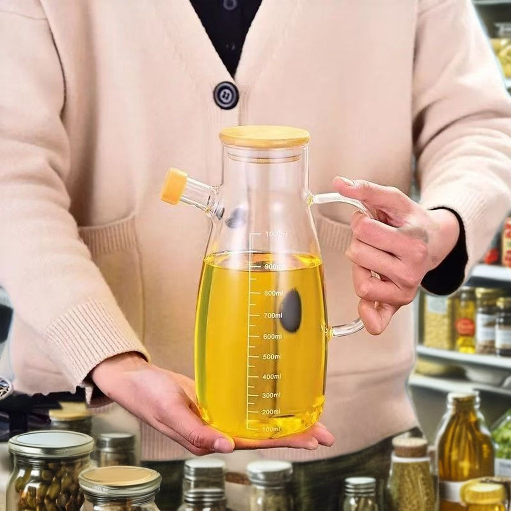 1000ml High Borosilicate Glass Oil Can with Handle – Heat-Resistant Gravy Boat for Kitchen Use