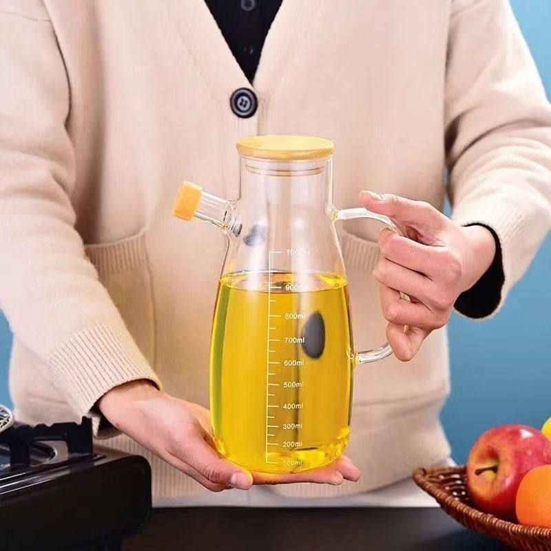 1000ml High Borosilicate Glass Oil Can with Handle – Heat-Resistant Gravy Boat for Kitchen Use