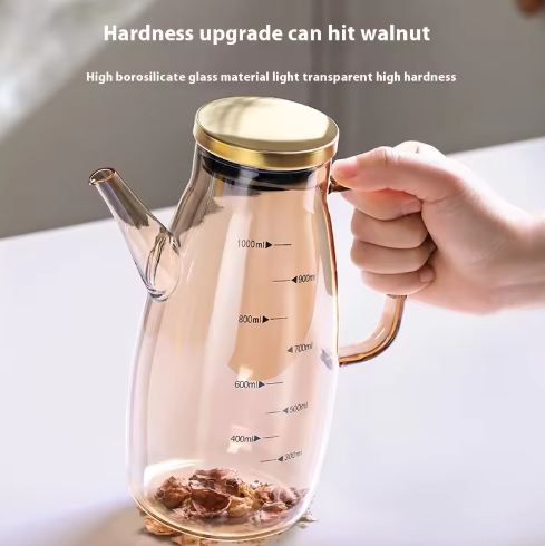 
Large capacity glass condiment storage container