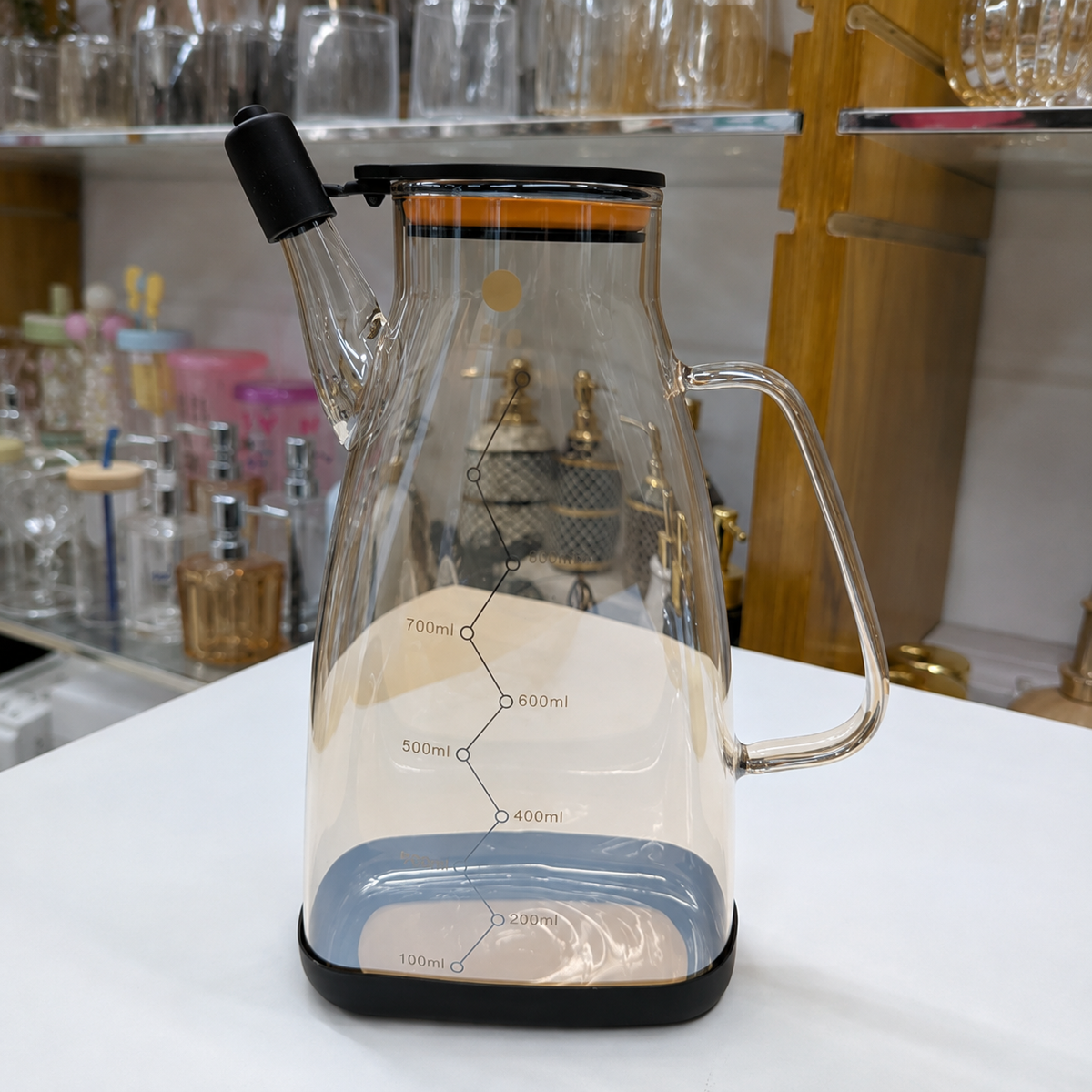 
Large capacity glass oil pot for everyday cooking
