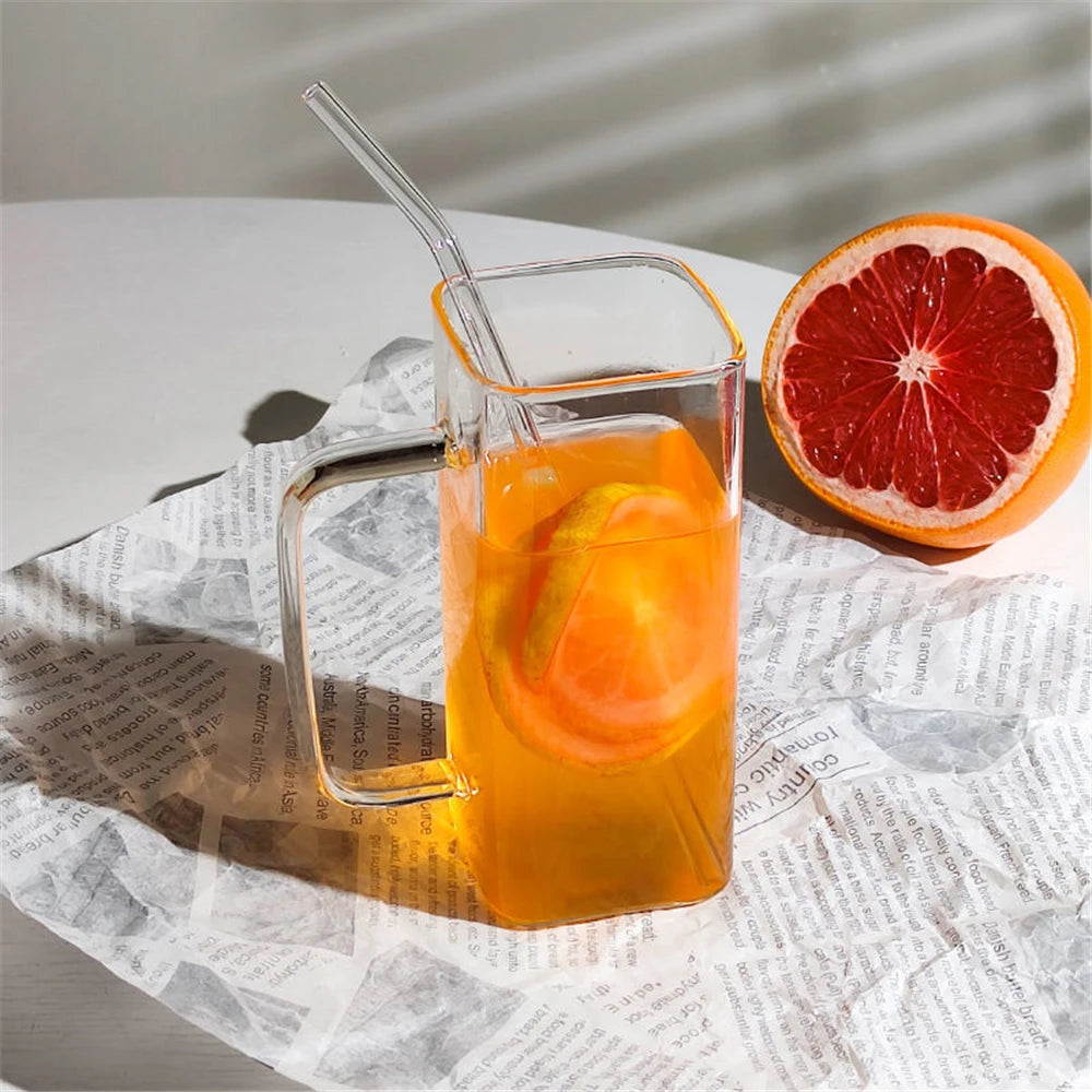 Modern square glass cup with natural bamboo lid