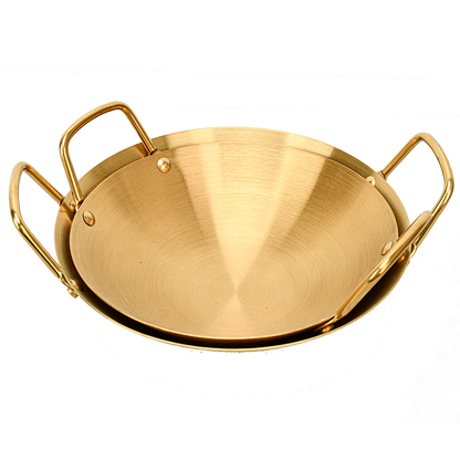 
Non-coated stainless steel wok for stir-frying and sautéing