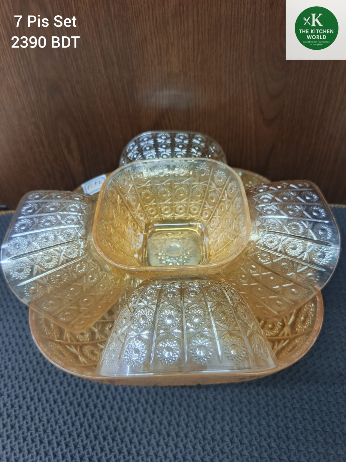 7 Pcs Glass Dessert Bowl Set – Elegant Golden Pattern