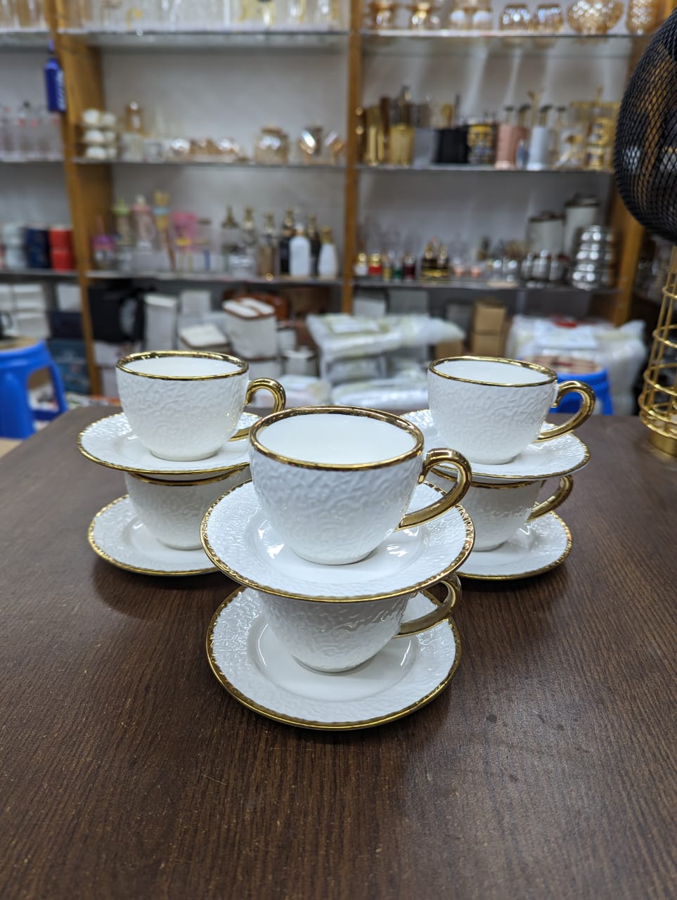 Luxury Drink Cup and Plate Set Personalized Coffee Tea Ceramic Cup and Plate with Golden Handle