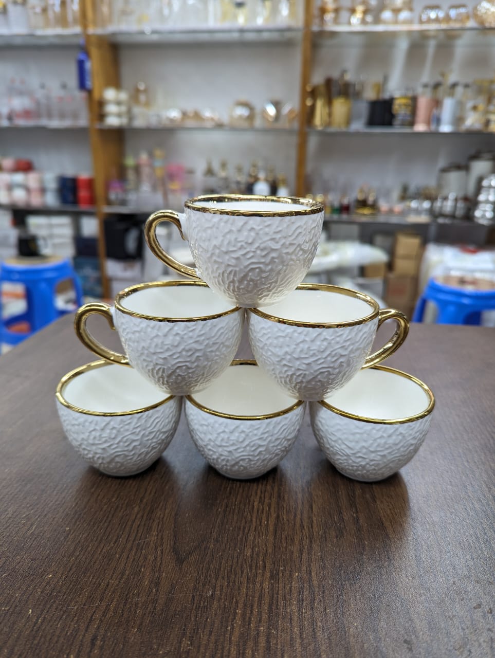 Luxury Drink Cup and Plate Set Personalized Coffee Tea Ceramic Cup and Plate with Golden Handle