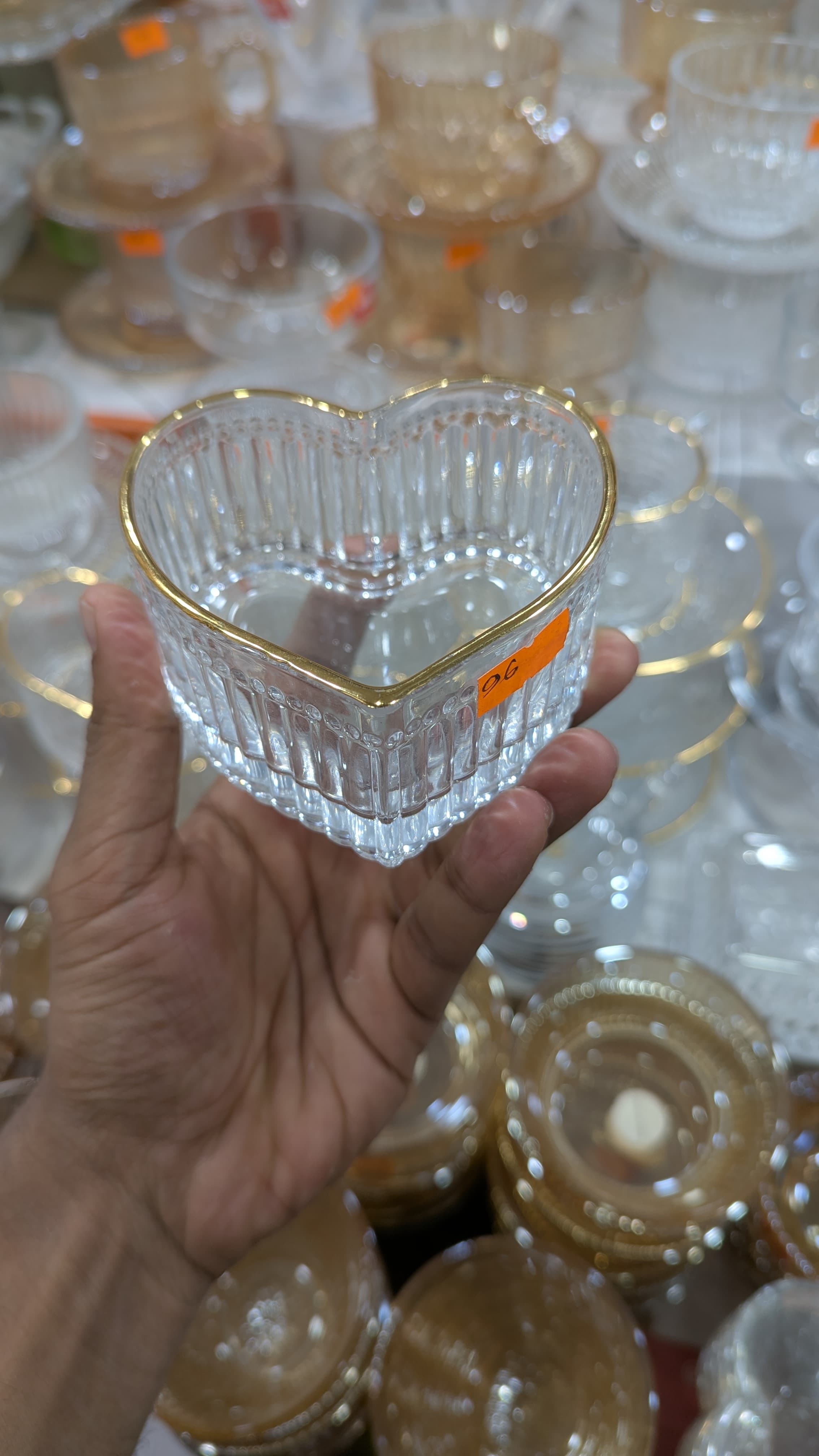 Heart-Shaped Glass Candy Jar & Dessert Bowl Ice Cream Bowl for Wedding Decoration & Food Serving