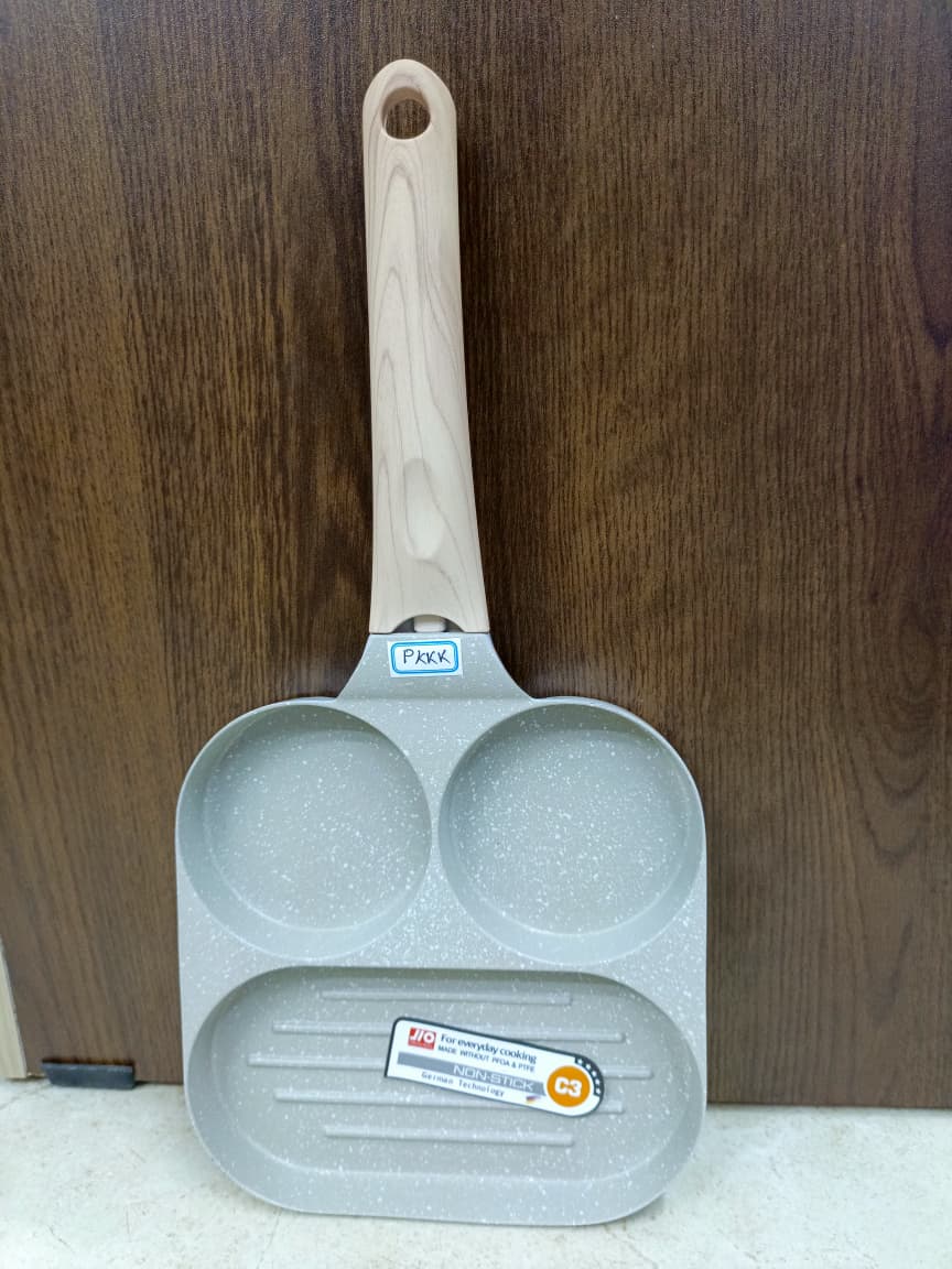 JIO 3-Hole Non-Stick Die-Cast Frying Pan – Marble Coating Egg & Steak Pan for Breakfast