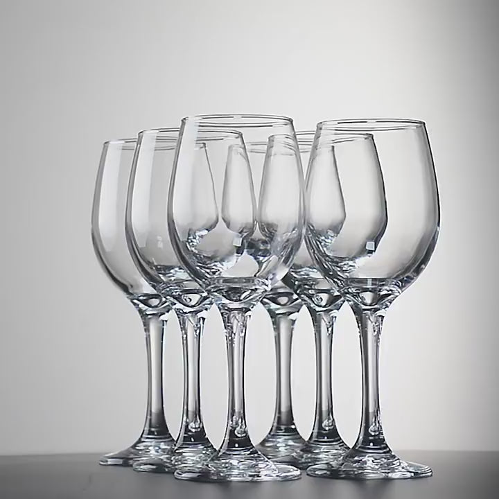 
Transparent glass goblet for restaurant and home use
